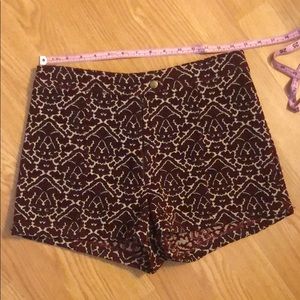 Super cute & thick high waisted Patterned Shorts